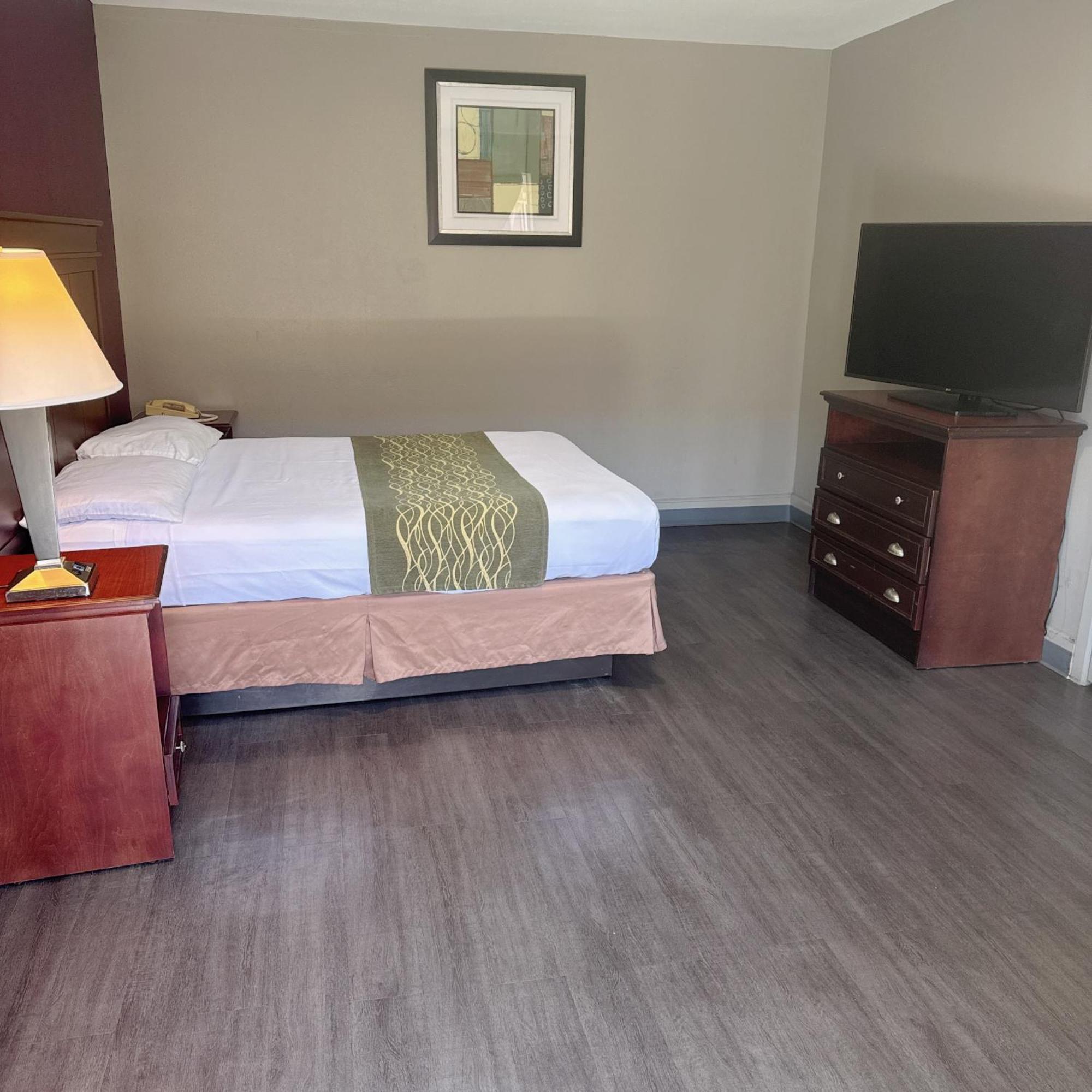 Deluxe Inn Bossier City Exterior photo